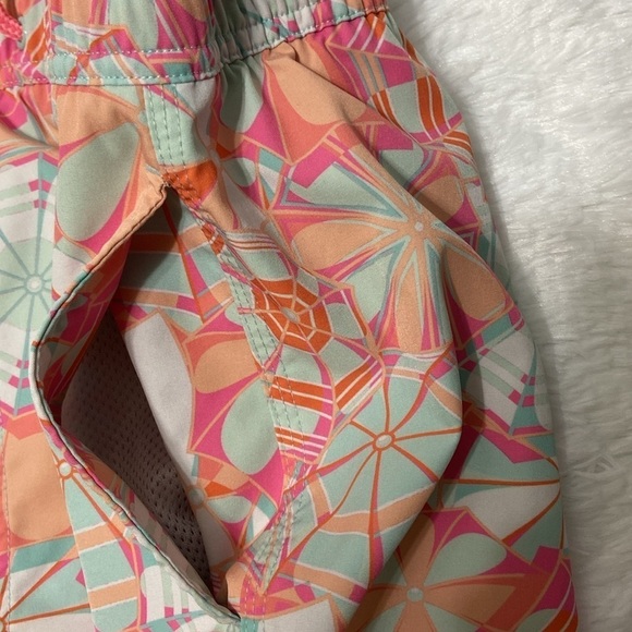 VINEYARD VINES MEN PRINTED BRIEF LINED CHAPPY SWIMMING TRUNK. SIZE-XL. - Picture 7 of 11